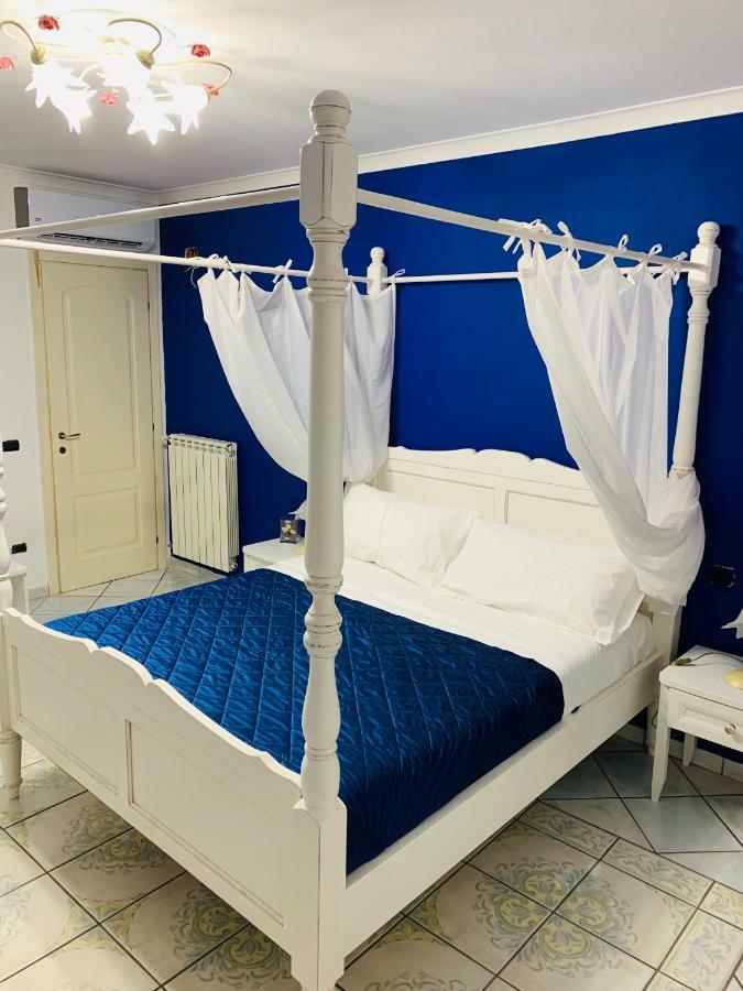 Chateau Madame Josephine Scafati Exterior foto